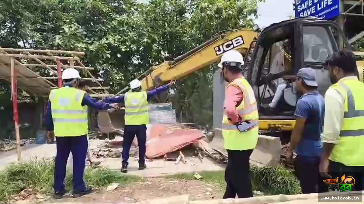 এনএইচ-১১৬-এর ধারে অবৈধ দখলে বুলডোজার, অঙ্কুরহাটিতে প্রশাসনের বড় উচ্ছেদ অভিযান