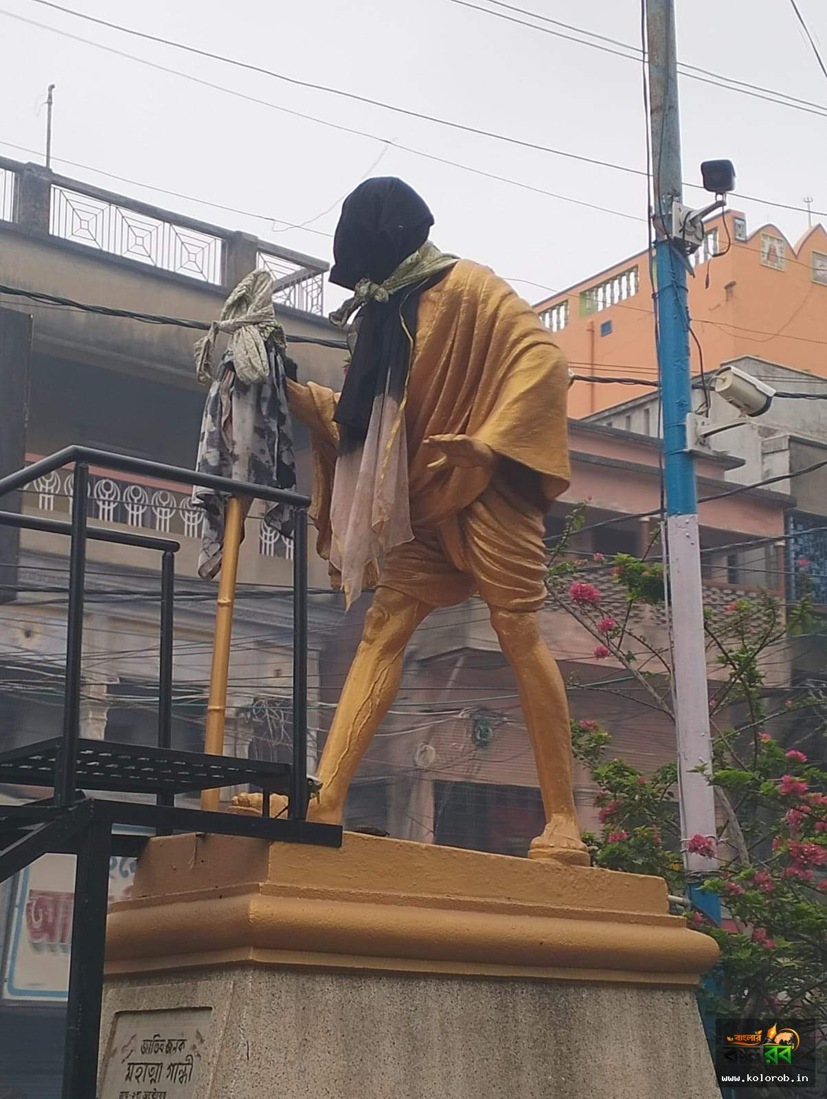 নিজস্ব চিত্র